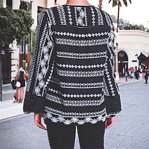 $325 Rachel Zoe Split Neck Embroidered Blouse 0 XXS XS Black + White Cotton NWT - Picture 5 of 14